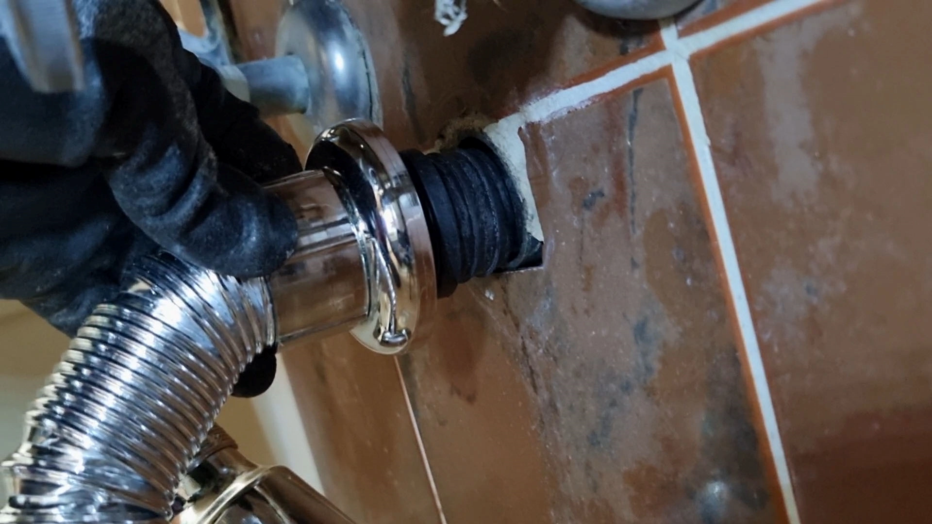 세면대 트랩 연결 모습