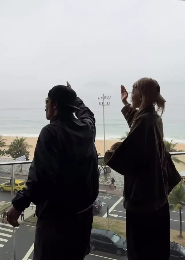 로제와 브루노 마스