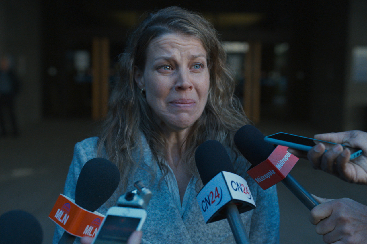 레드 룸스 우는 여자