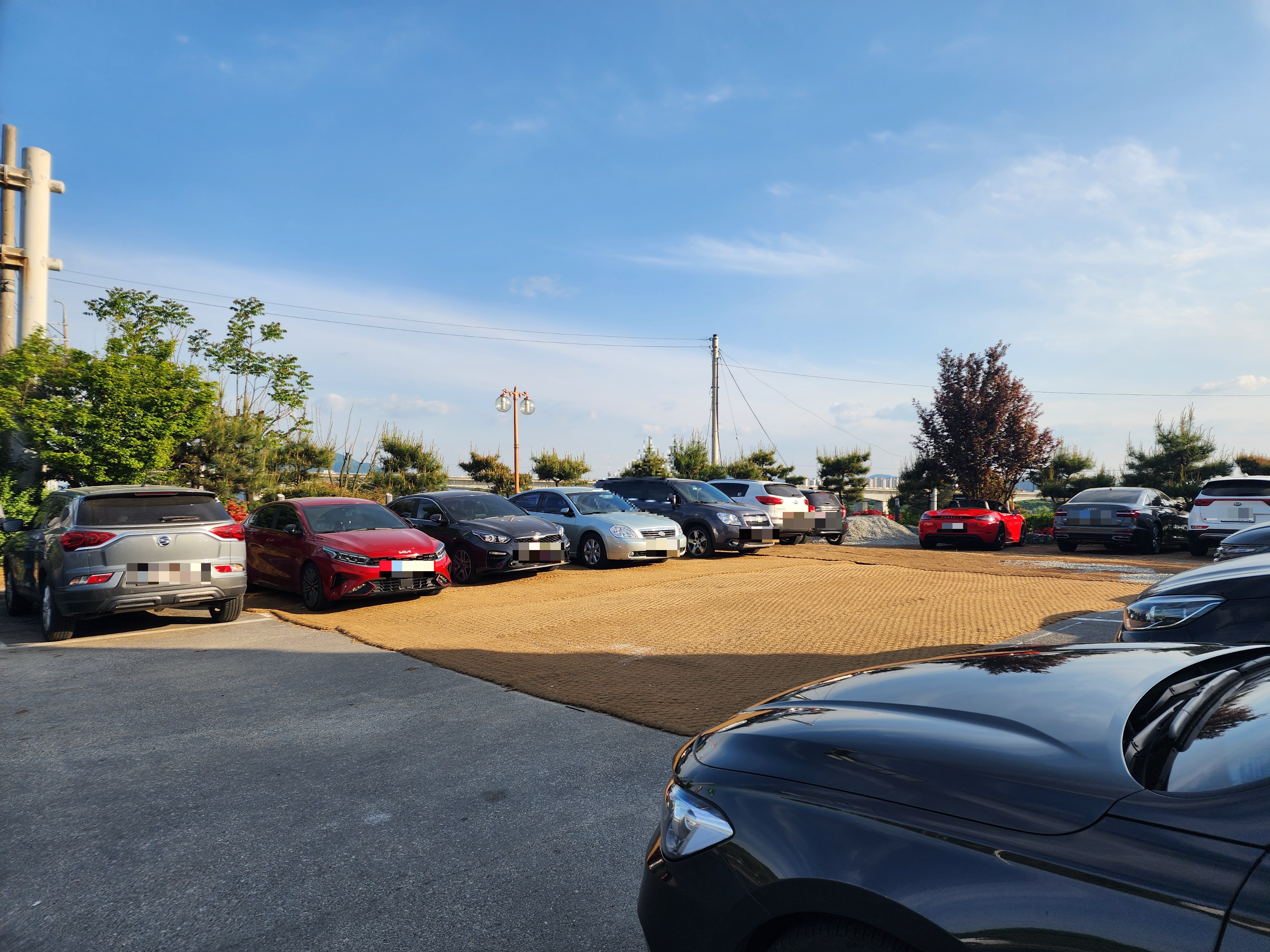 스타벅스-클래식밀크티블렌디드-피스타치오무스케이크-딸기크림쉬폰케이크-남양주삼패점-주차