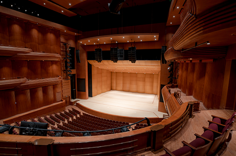 해오름극장 2층 C구역 3열 5석에서 바라본 무대 전경