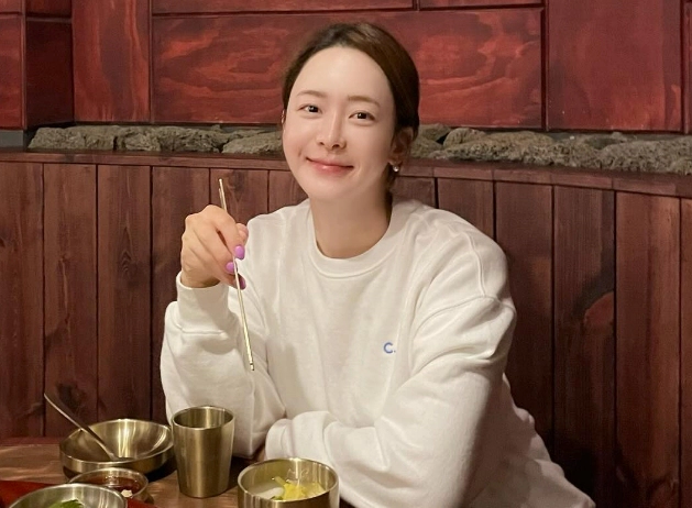 유소영 프로필 나이 고향 학력 경력 인스타