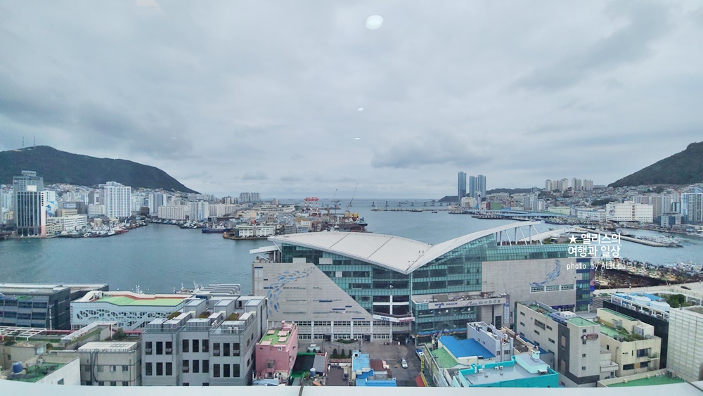 부산 그리핀베이 호텔 남포 가성비 호텔 추천 오션뷰 룸 조식 부산신축호텔