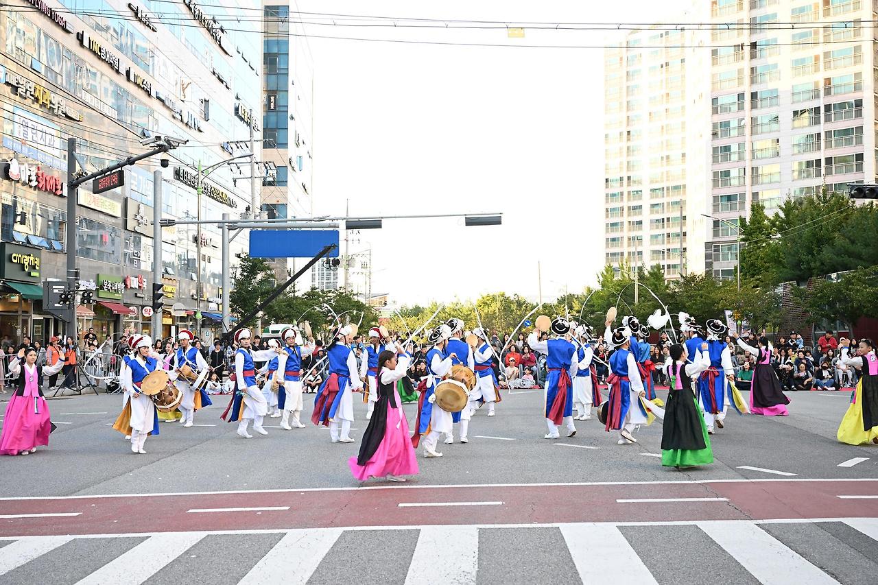 2025 안성맞춤 남사당 바우덕이축제&amp;#44; 전통과 흥이 살아있는 가을 대표 문화축제!