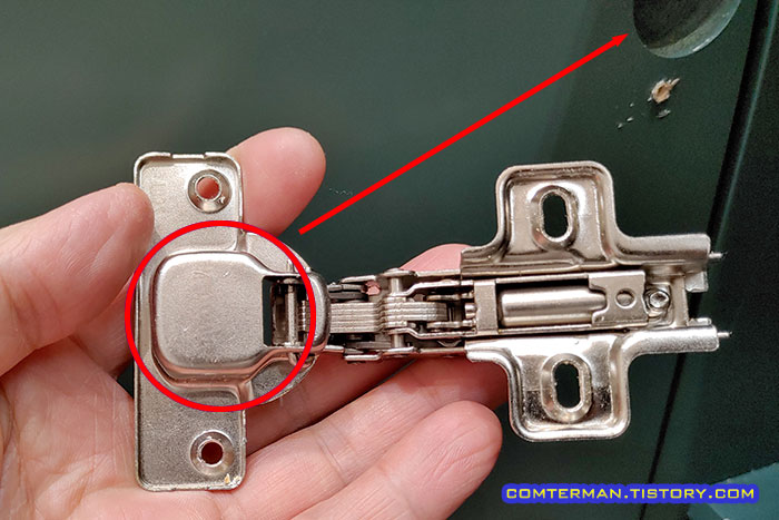 싱크대 경첩 교체 요령