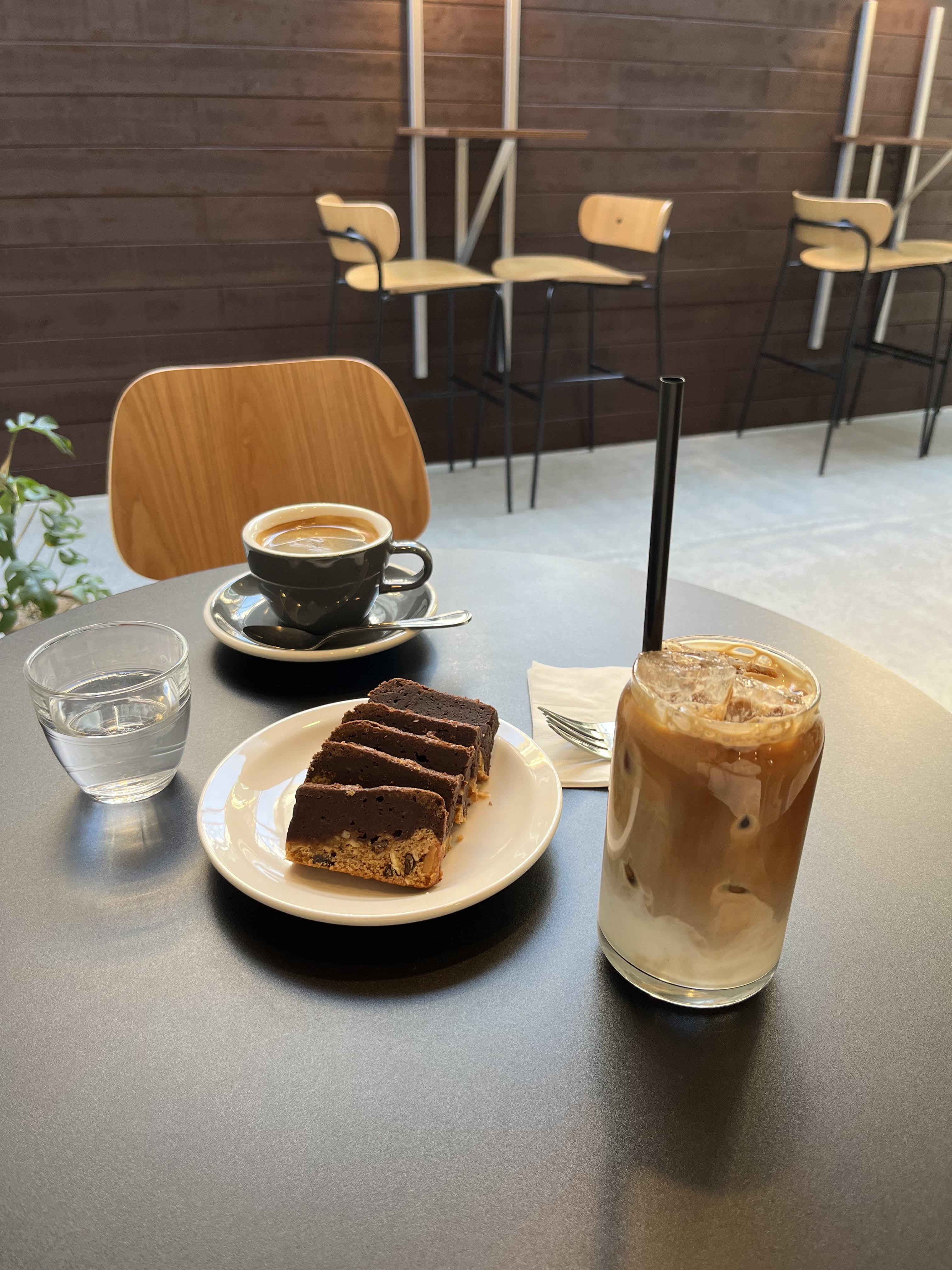 플래티메이트 커피 & 디저트