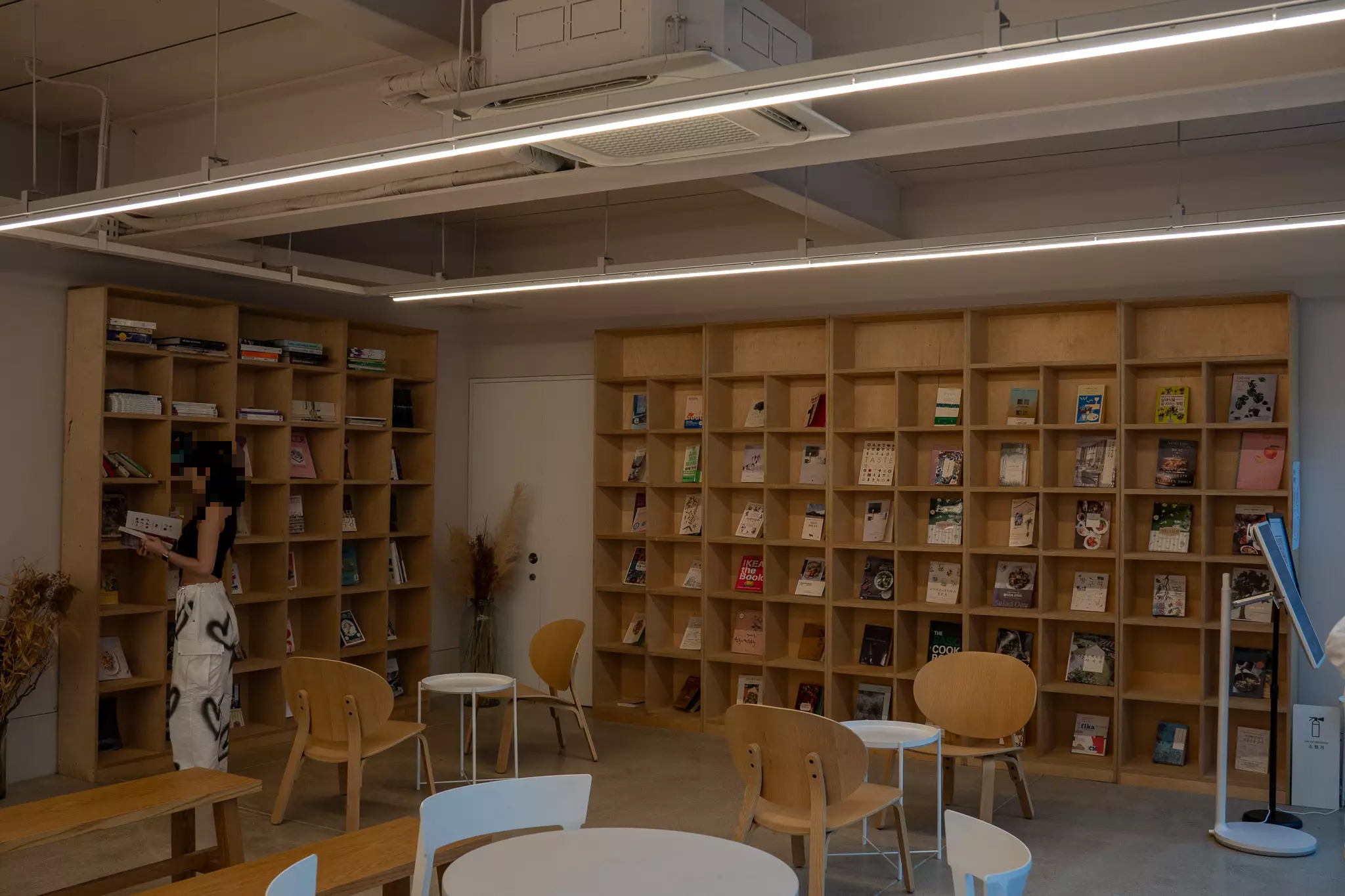 뤁스퀘어-북갤러리