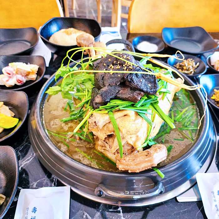 생생정보 강화도 동막 해변 15년 전통 능이백숙 맛집