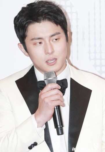 웹툰 작가 기안84