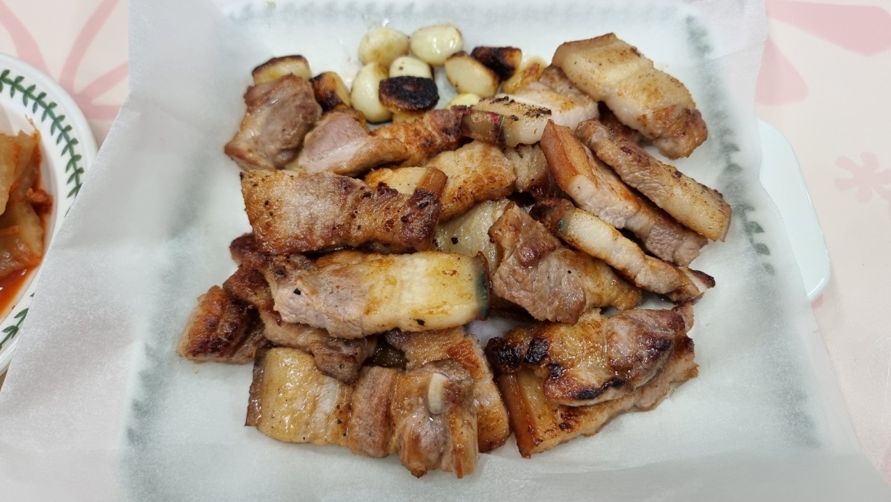 오겹살 마늘 구이