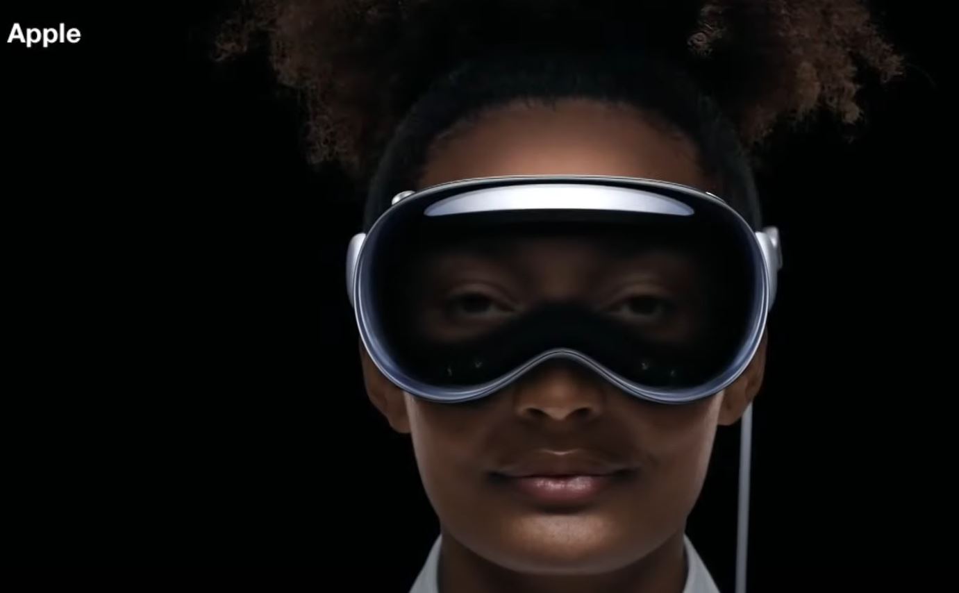 애플 비전프로(Apple Vision Pro) - CNBC 뉴스 캡쳐