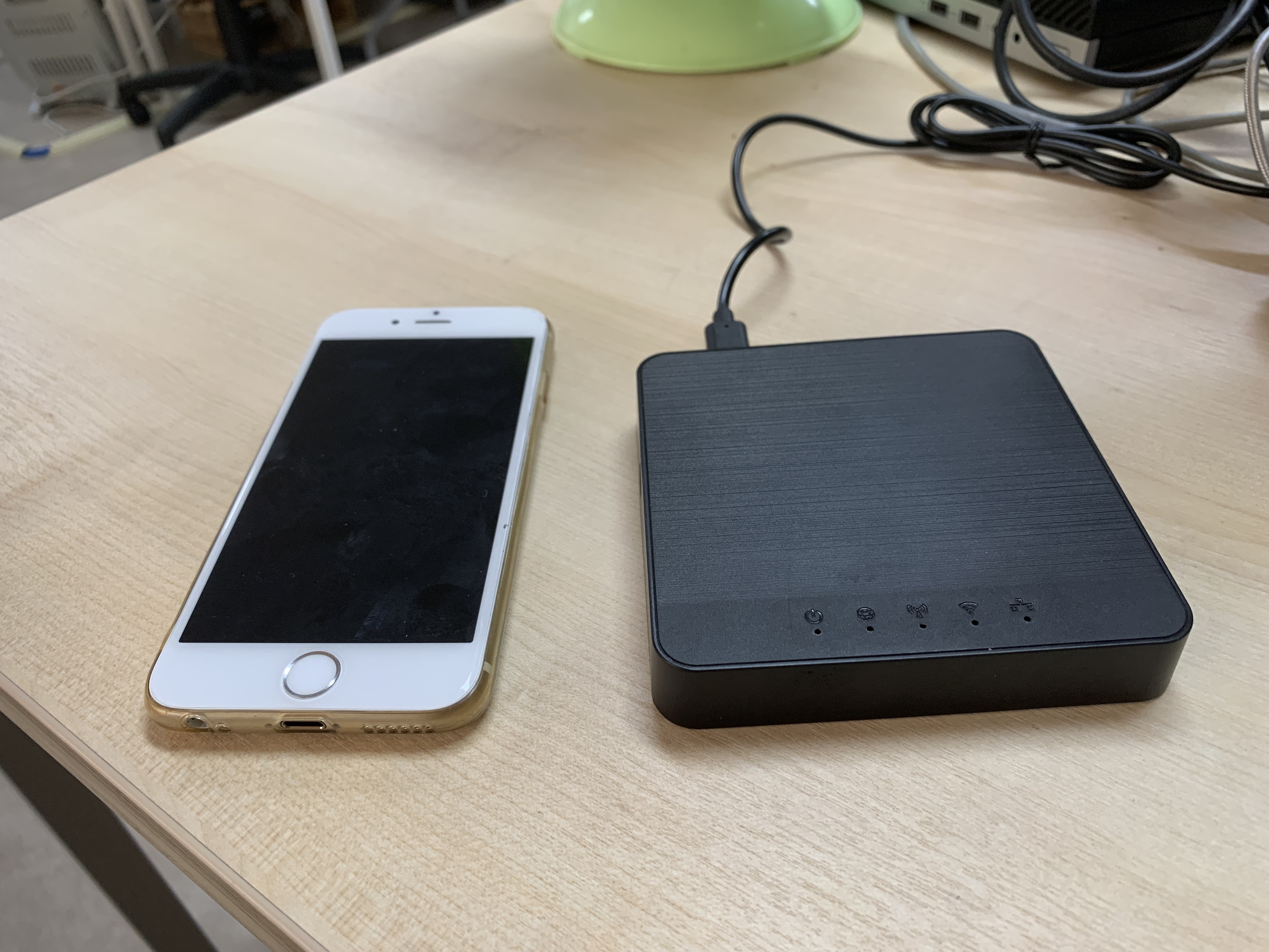 유심으로 개통한 폰과 LTE 라우터