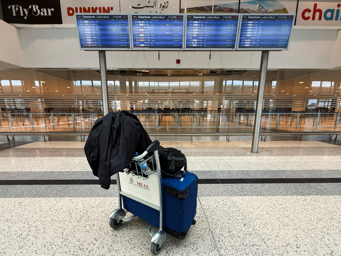 이란 영공 재개방