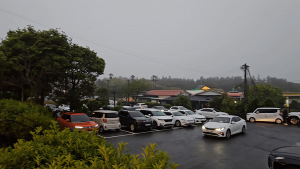 중문 연돈 주차장