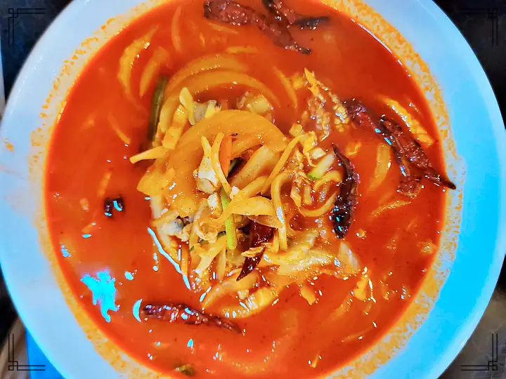 토요일은 밥이좋아 인천 미추홀구 숭의동 고추짬뽕 맛집 짬뽕 국물에 볶음밥 말아 먹는 별미로 유명 현지인 추천 토밥 좋아 방송정보