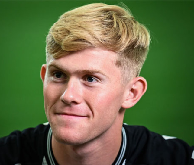 알트태그-뉴캐슬 루이스 홀 선수