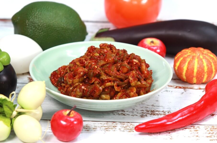 채소로 만든 국물 요리