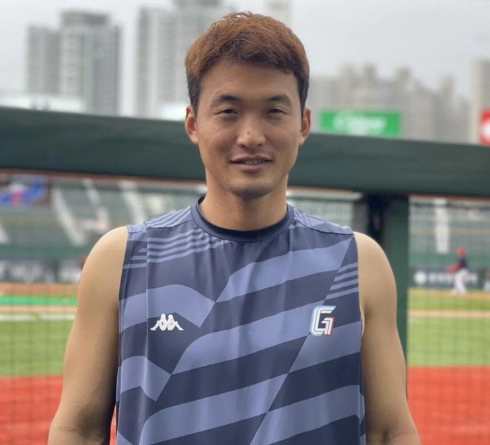 야구선수 안권수 근황 데뷔 첫 홈런