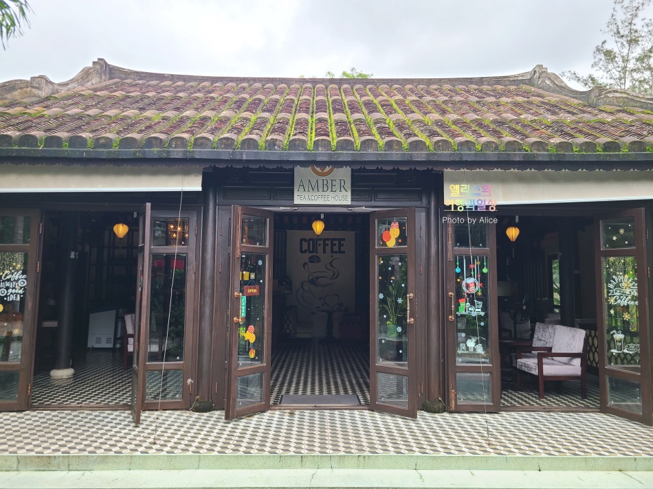 호이안 멀베리 컬렉션 실크빌리지 리조트 부대시설, 야외 수영장