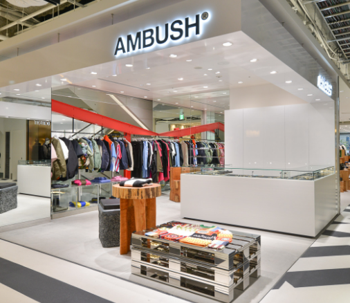 앰부시 매장 사진