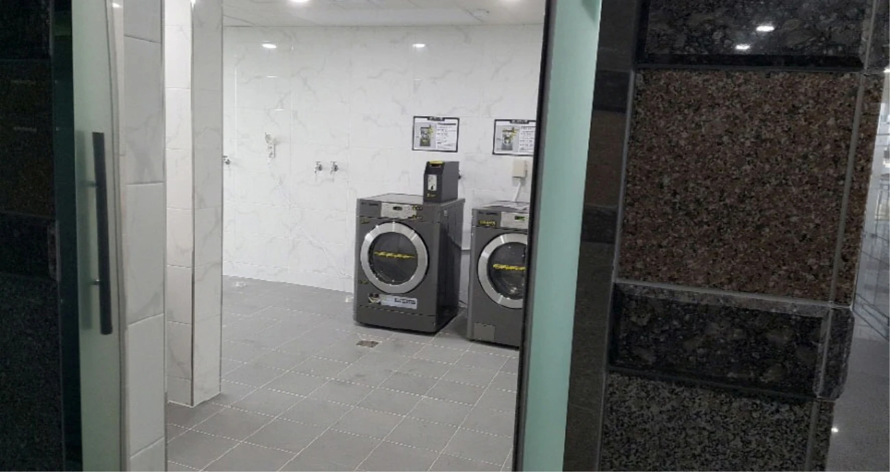 회사 기숙사 코인세탁실