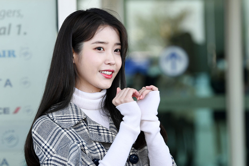 아이유-갤러리-바로가기