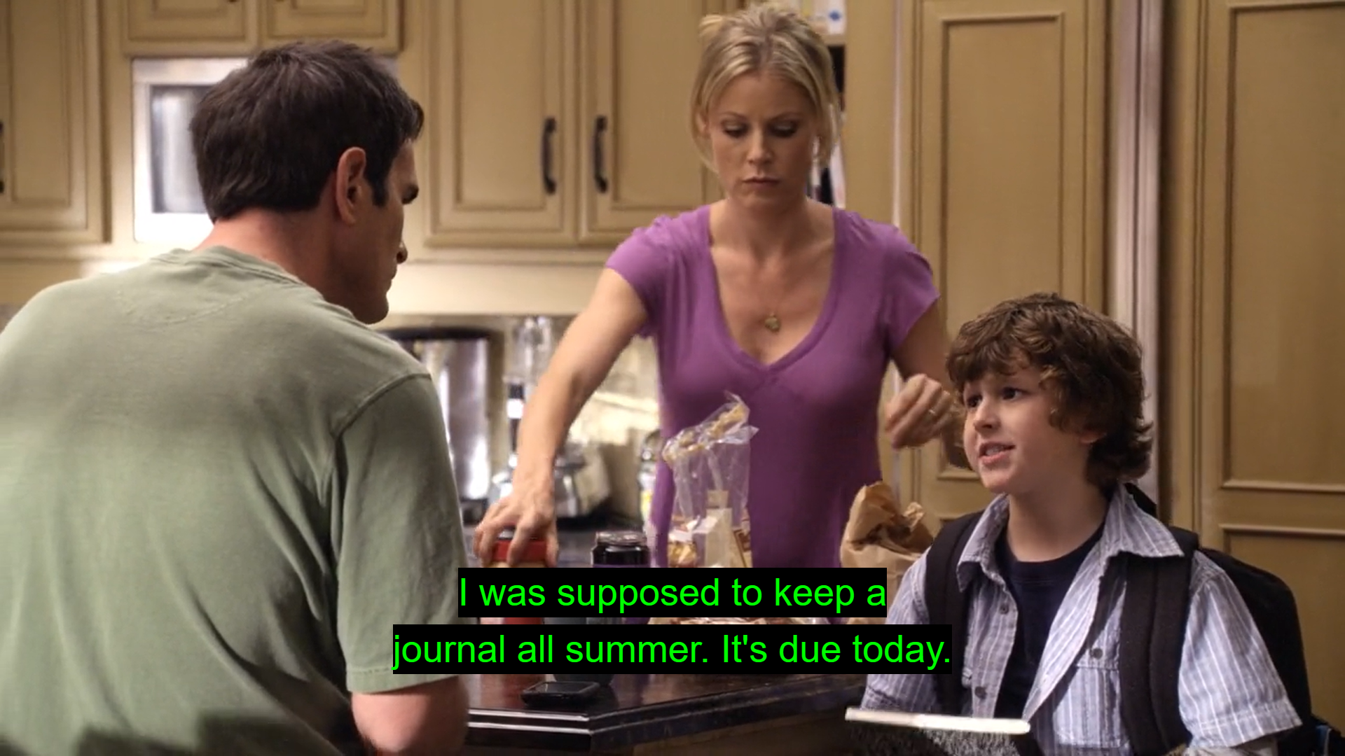 Modern Family S01E06_02