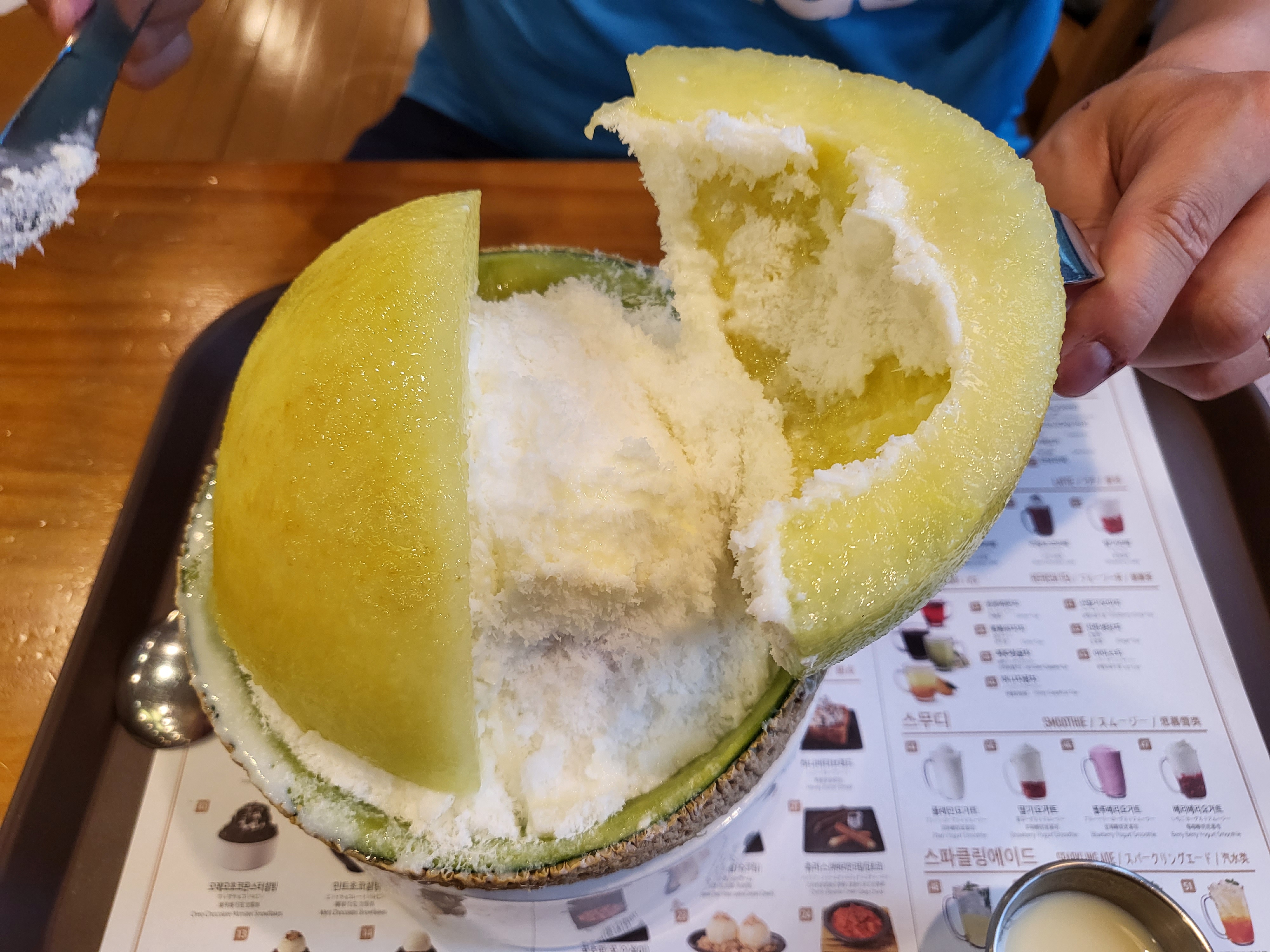 리얼통통메론설빙