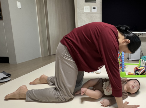 산후코어운동, 플랭크 사전운동1