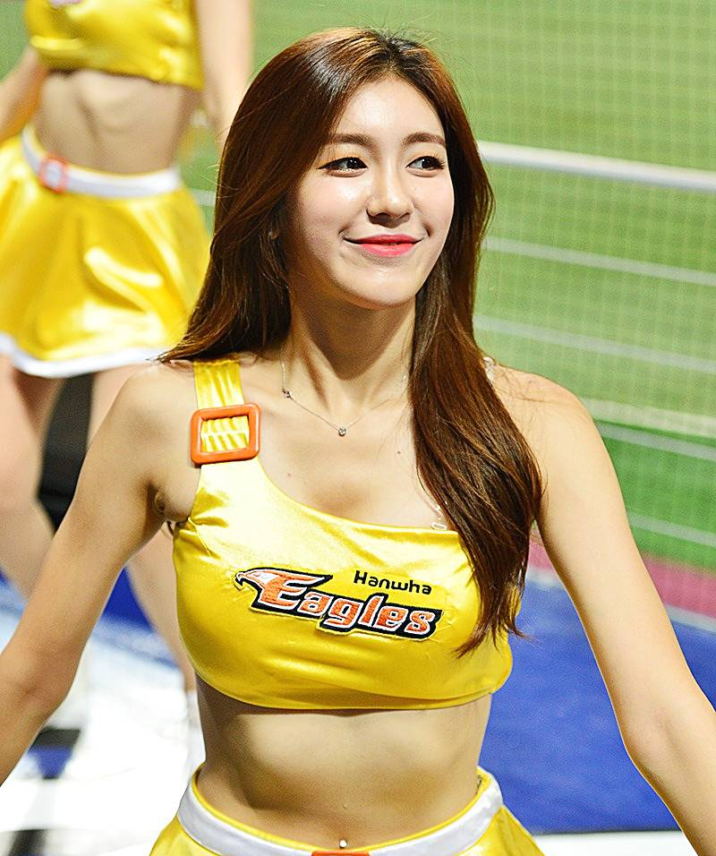 김연정