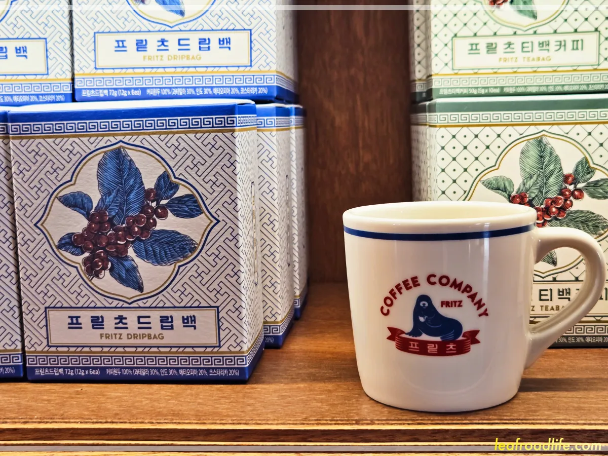 프릳츠-카페-제주-성산점-굿즈-머그컵