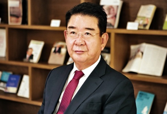 권모세 정장