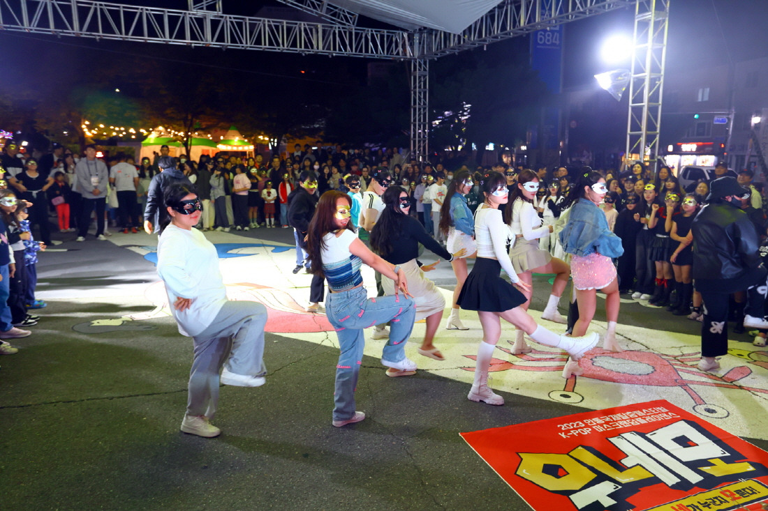 안동국제탈춤페스티벌 2025&amp;#44; 세계 탈춤과 어울림의 축제!