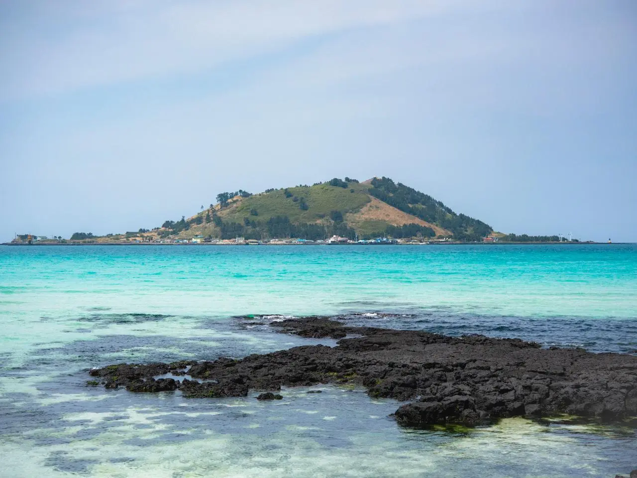 협재해수욕장 사진 (출처: 제주관광공사 홈페이지)