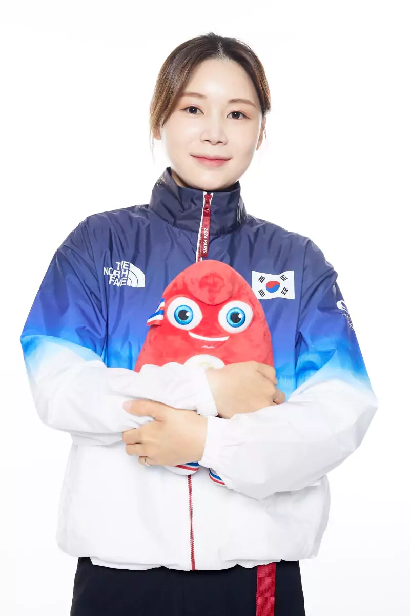 출처: 네이버 스포츠 | 전훈영 양궁 선수