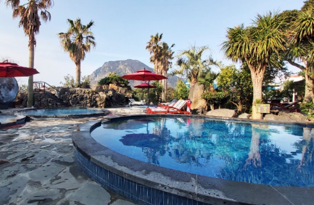 국내 온천여행 추천 제주 산방산