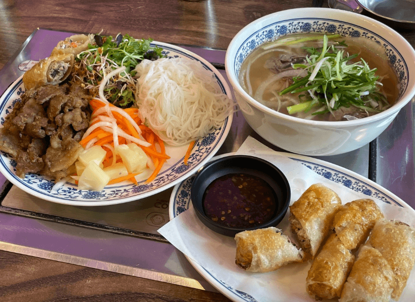 생방송오늘저녁 무한리필 월남쌈 쌀국수 반미 문래동