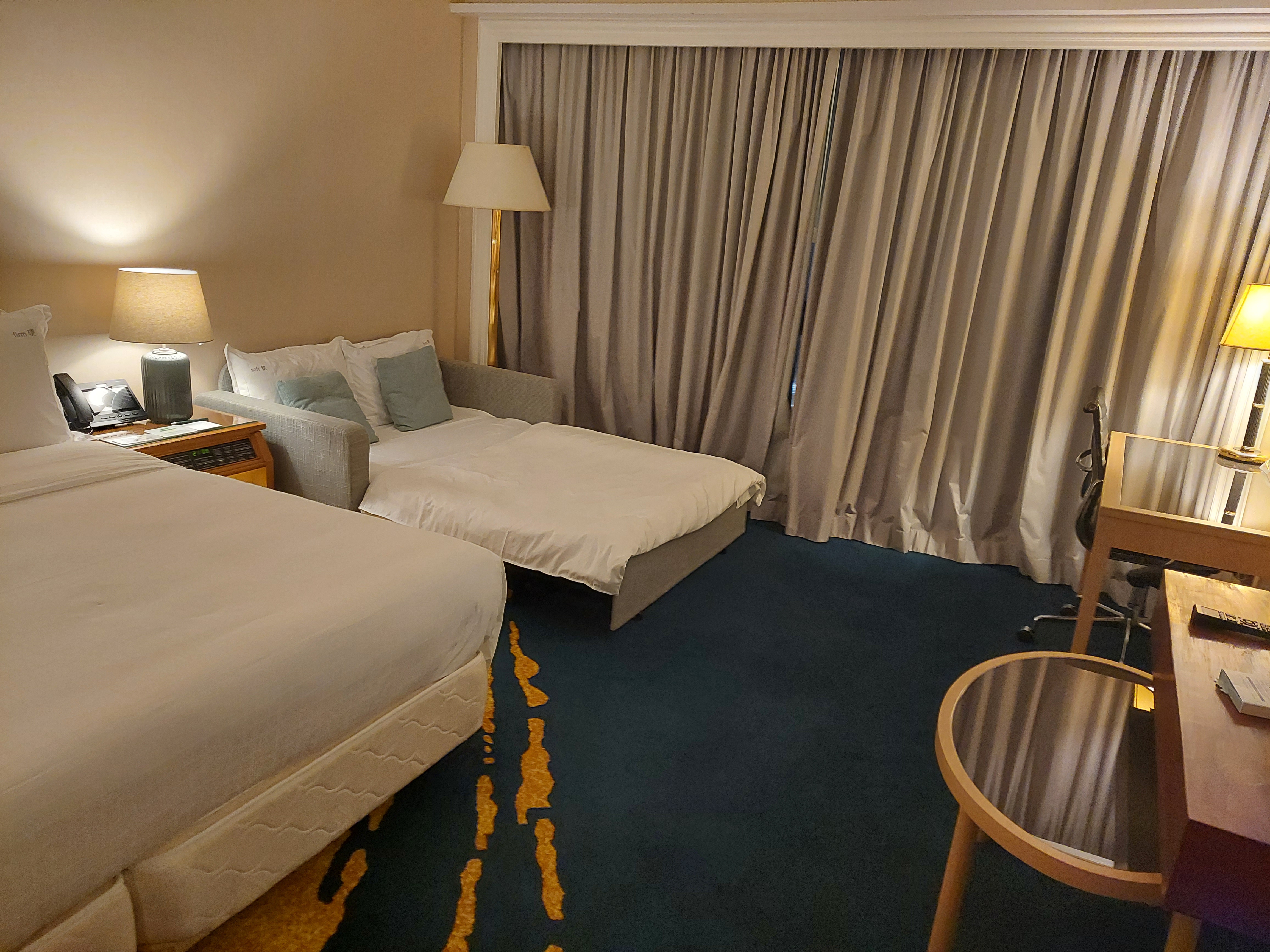 홀리데이인 골든홍콩 프리미어룸