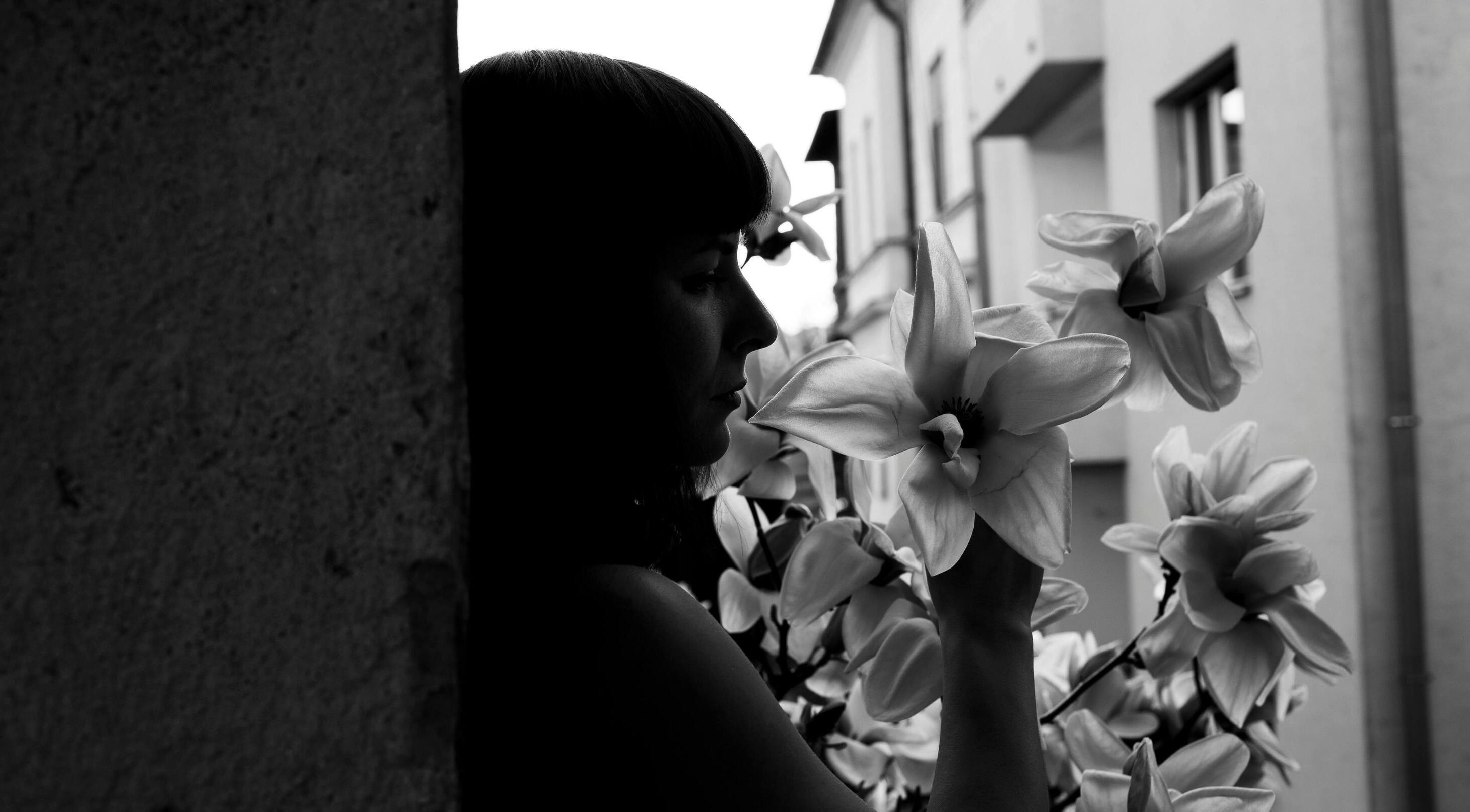 봄 계절성 우울증 원인과 관리 방법