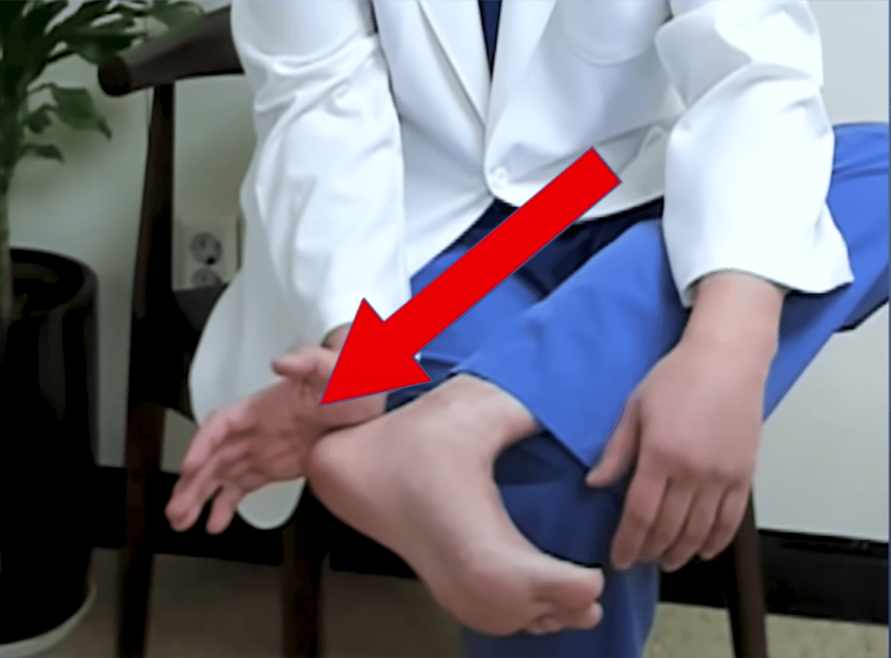발뒤꿈치 밀기