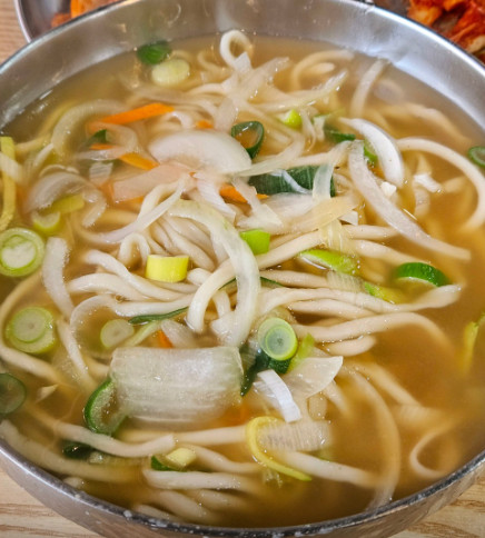 생방송투데이 한우물의법칙 손칼국수