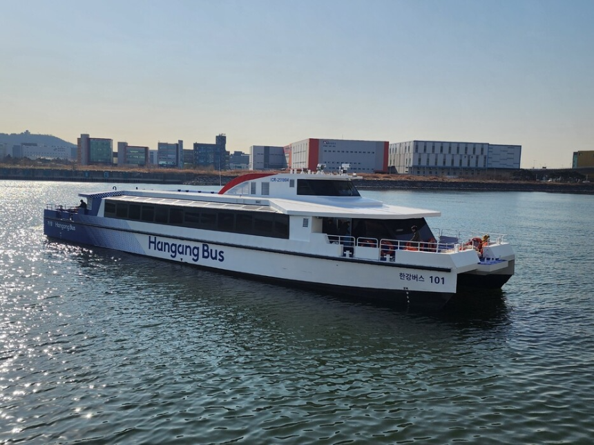 한강버스 도입! 서울 대중교통의 새로운 혁신 (2025년 6월 운행 시작)