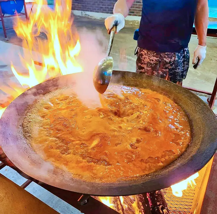 네모세모 닭갈비 맛집 이영자가 선택한 솥뚜껑 닭볶음탕 맛있는 곳