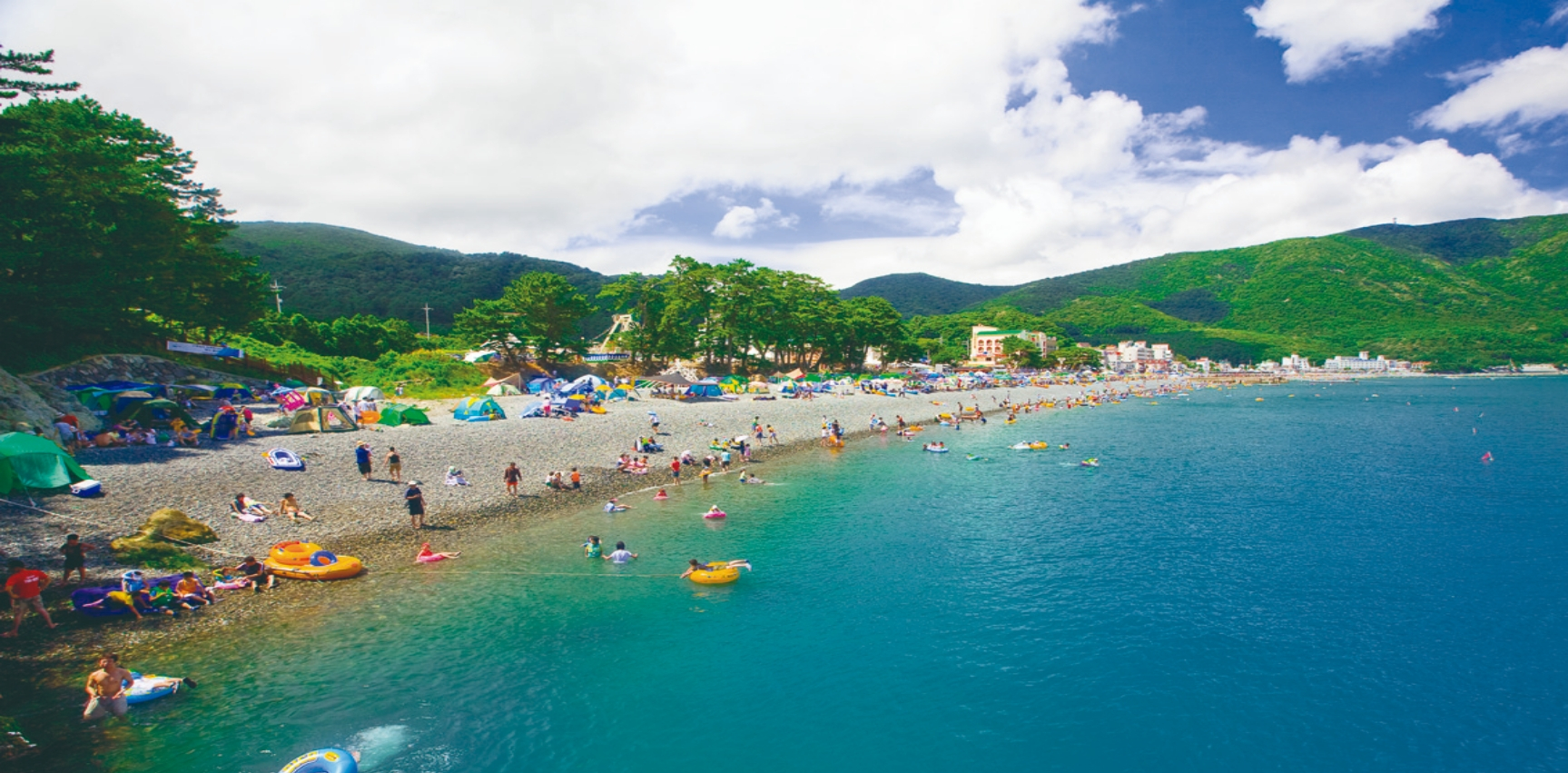 흑진주-몽돌-해수욕장-전경