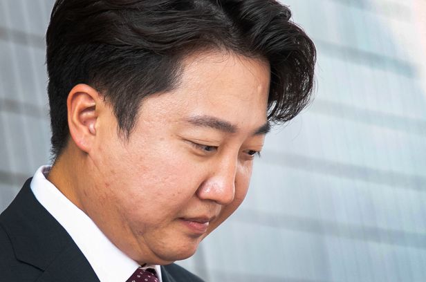 이준석
