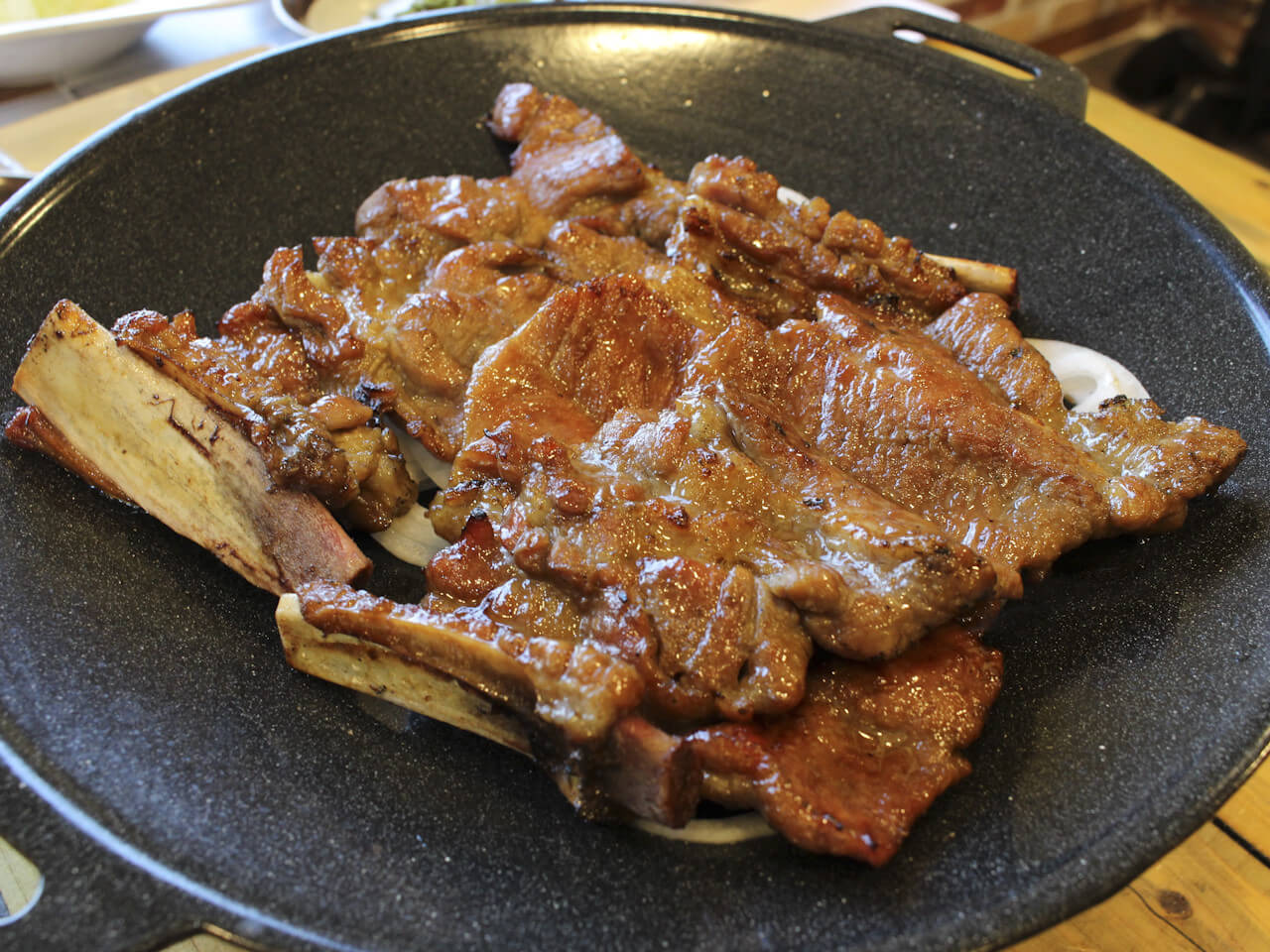 생방송투데이 3791회 키워드 다큐 성공인 용인 한우 떡갈비와 4종 막국수 맛집 고기리열두화덕