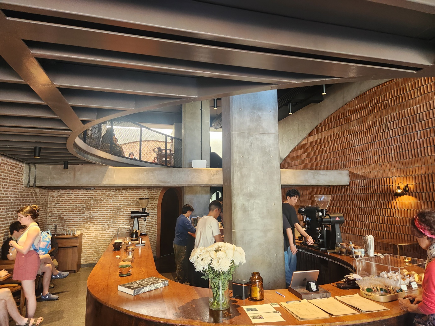 아카아마프라싱1층