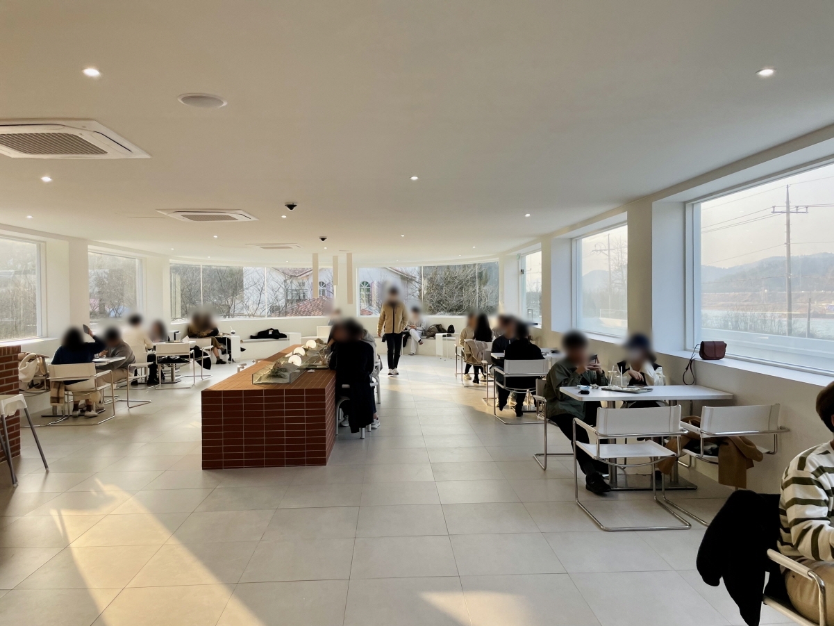 카페내재-2층내부