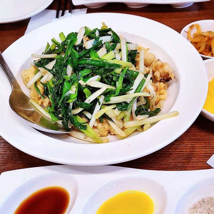 마포 공덕 중식당 중국집 맛집 추천 생방송투데이 대를 이어온 53년 전통 노포 부추 복어 튀김 부추복어튀김 오늘방송 먹킷리스트