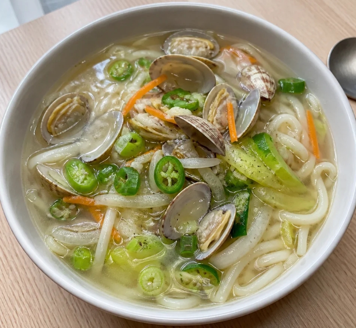 곡물 종류 밀-칼국수